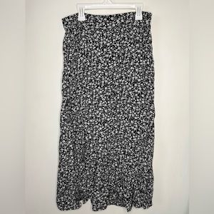 Black and white flower Skirt from SHEIN